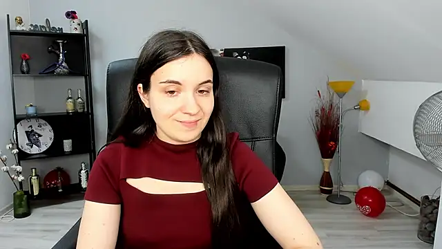 Snapshot of MelissaWiliam chatting on March 13, 3:39 pm MelissaWiliam online show from March 13, 3:39 pm