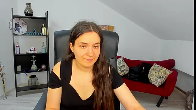 Snapshot of MelissaWiliam chatting on July 15, 11:15 am MelissaWiliam online show from July 15, 11:15 am