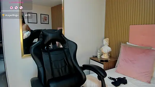 Dakota diaz  online show from March 13, 8:32 pm