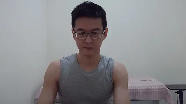Snapshot of ori6 chatting on June 24, 2:16 pm ori6 online show from June 24, 2:16 pm