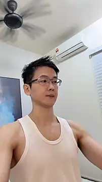 Snapshot of ori6 chatting on July 23, 2:26 pm ori6 online show from July 23, 2:26 pm
