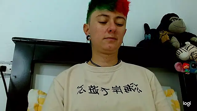 tomboyblue online show from February 17, 4:48 pm