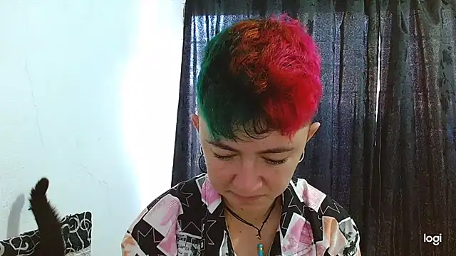 tomboyblue online show from February 26, 3:19 pm