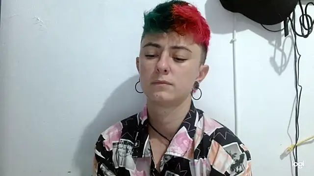 tomboyblue online show from March 1, 12:50 am