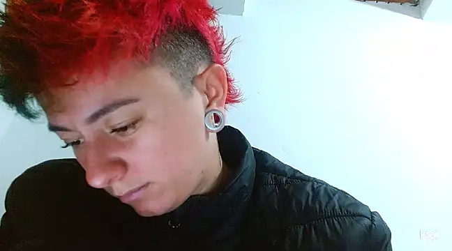 tomboyblue online show from March 3, 8:54 pm