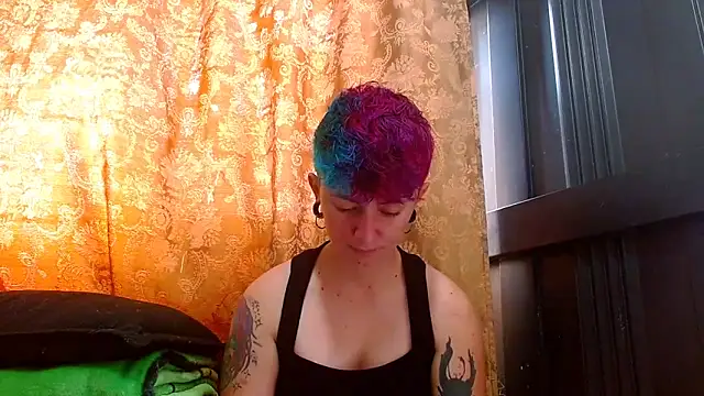 tomboyblue online show from May 23, 4:44 pm