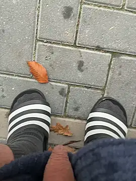 Snapshot of DurableFog chatting on November 10, 8:24 am DurableFog online show from November 10, 8:24 am