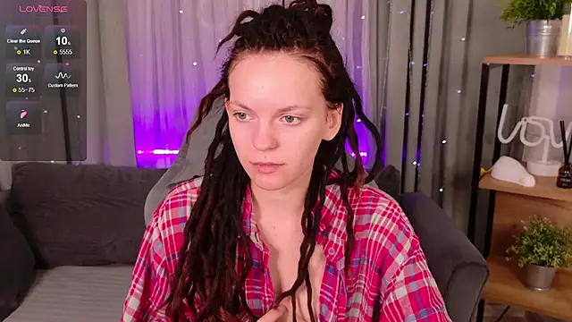 Snapshot of CoreyJane chatting on September 18, 4:14 am CoreyJane online show from September 18, 4:14 am