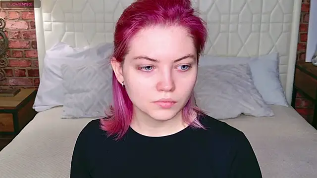 Lisa Adam online show from October 2, 6:04 pm