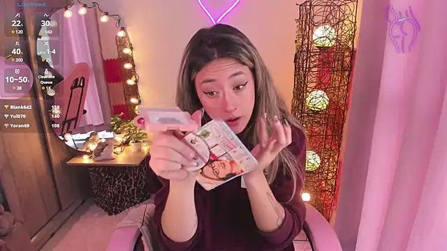 violet ch online show from January 28, 9:50 pm