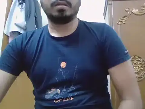 Snapshot of desiboyasif chatting on October 14, 6:52 pm desiboyasif online show from October 14, 6:52 pm