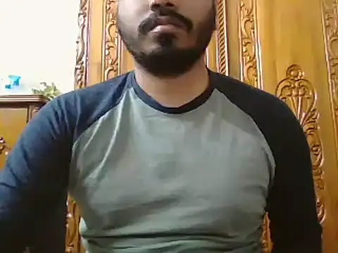 Snapshot of desiboyasif chatting on February 1, 5:55 pm desiboyasif online show from February 1, 5:55 pm