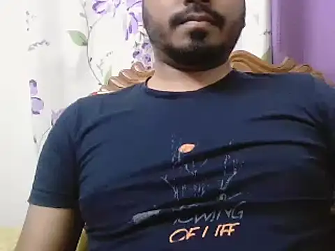 Snapshot of desiboyasif chatting on February 14, 7:54 pm desiboyasif online show from February 14, 7:54 pm