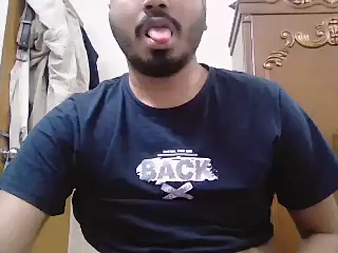 Snapshot of desiboyasif chatting on February 24, 7:01 pm desiboyasif online show from February 24, 7:01 pm