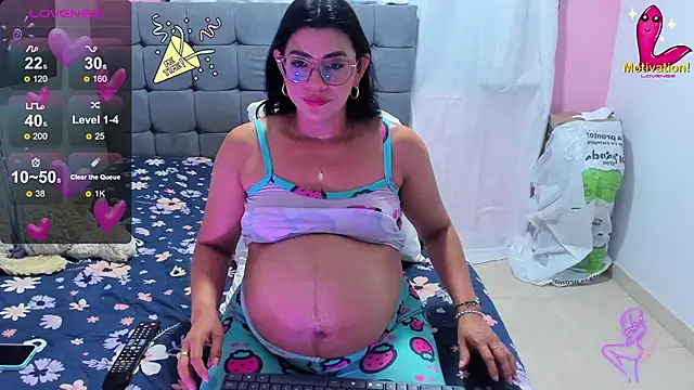 Snapshot of dahian_carter chatting on January 17, 11:29 pm dahian carter online show from January 17, 11:29 pm