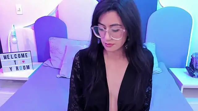 SophieGomez22 online show from February 7, 4:14 pm