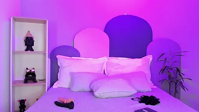 SophieGomez22 online show from February 5, 11:37 am