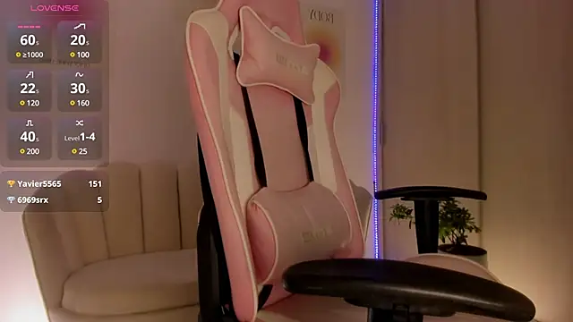 LittleSofia  online show from December 7, 5:48 am