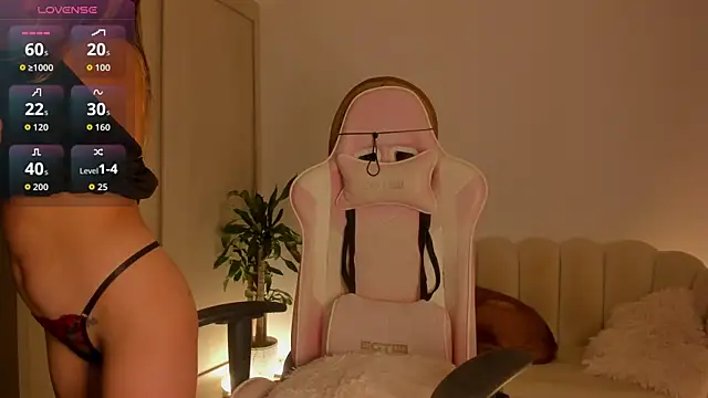 LittleSofia  online show from October 10, 2:43 am