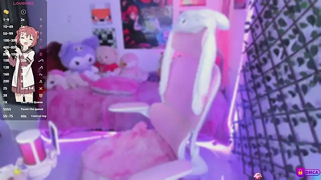 Snapshot of MaddyFooxx chatting on December 19, 2:46 pm MaddyFooxx online show from December 19, 2:46 pm