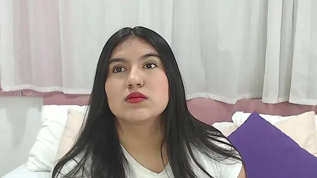 Snapshot of LexiiBloom chatting on March 20, 10:54 am LexiiBloom online show from March 20, 10:54 am