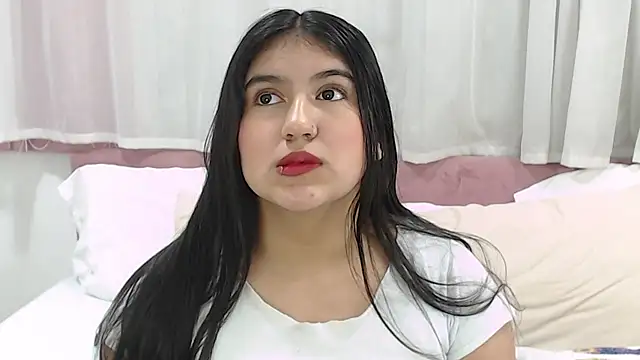 Snapshot of LexiiBloom chatting on March 21, 11:01 am LexiiBloom online show from March 21, 11:01 am