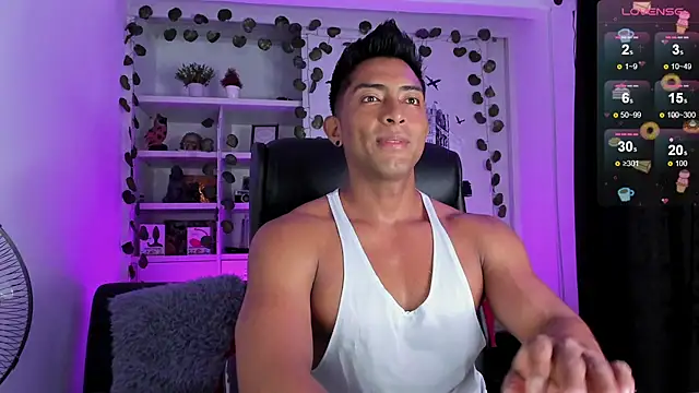 Couple muscle1 online show from December 26, 10:20 pm