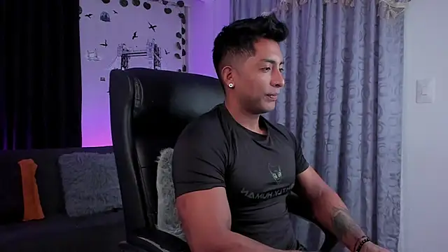 Couple muscle1 online show from March 16, 10:20 pm