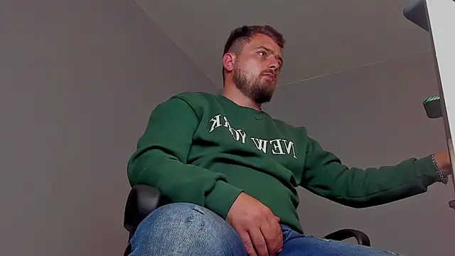 Snapshot of Master_Mark_Wayne chatting on November 4, 6:40 pm Master Mark Wayne online show from November 4, 6:40 pm