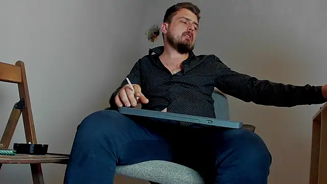 Snapshot of Master_Mark_Wayne chatting on November 16, 11:21 pm Master Mark Wayne online show from November 16, 11:21 pm