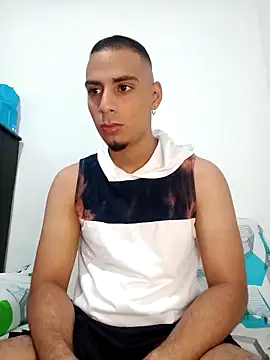 bonehur online show from March 12, 8:20 pm