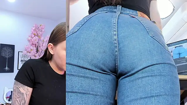 Siouxsie cenobite online show from February 3, 11:26 am