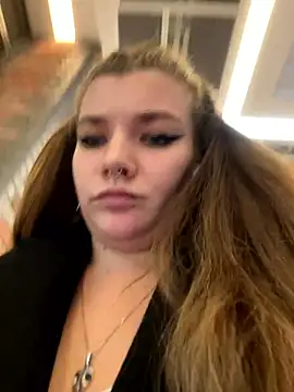 Snapshot of Holy_Tereza chatting on January 7, 3:47 pm Holy Tereza online show from January 7, 3:47 pm