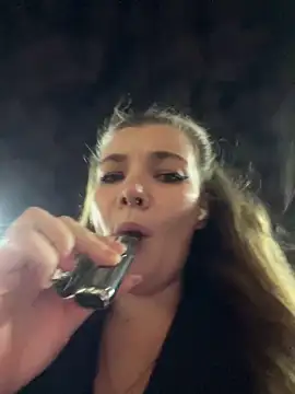 Snapshot of Holy_Tereza chatting on January 17, 3:39 pm Holy Tereza online show from January 17, 3:39 pm