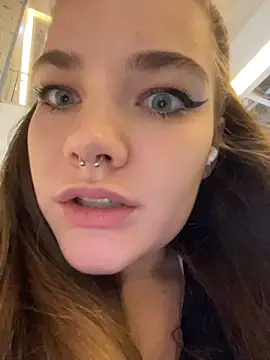 Snapshot of Holy_Tereza chatting on February 4, 3:51 pm Holy Tereza online show from February 4, 3:51 pm