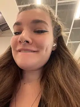 Snapshot of Holy_Tereza chatting on February 15, 3:42 pm Holy Tereza online show from February 15, 3:42 pm