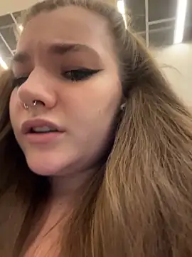 Snapshot of Holy_Tereza chatting on February 17, 3:51 pm Holy Tereza online show from February 17, 3:51 pm