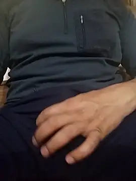 Snapshot of IndianSpark chatting on February 18, 7:54 am IndianSpark online show from February 18, 7:54 am