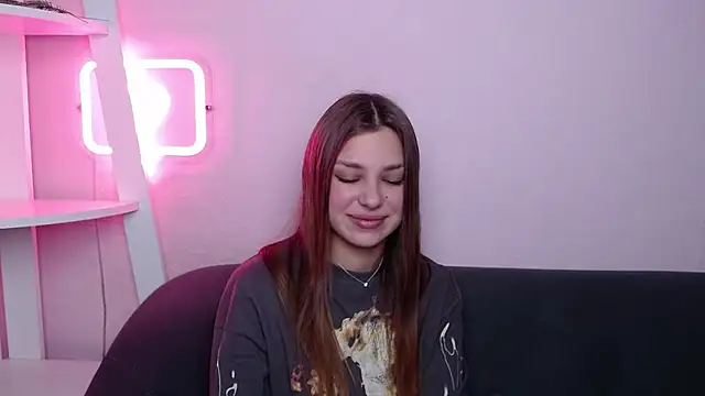 MilanaAngelAs online show from March 10, 8:47 pm