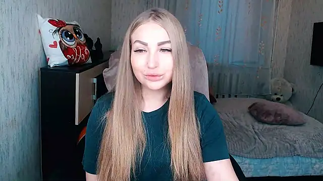  KittyBoo online show from December 14, 7:25 am