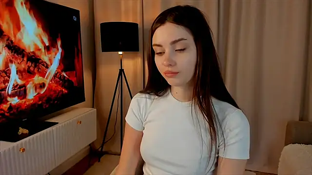 Snapshot of CarmenMoore26 chatting on March 17, 9:55 pm CarmenMoore26 online show from March 17, 9:55 pm