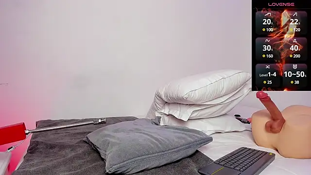 Snapshot of Matt_Ferrer chatting on March 11, 12:00 am Matt Ferrer online show from March 11, 12:00 am