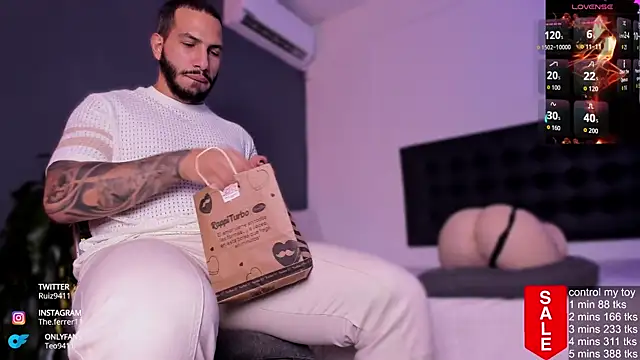 Snapshot of Matt_Ferrer chatting on October 6, 8:28 pm Matt Ferrer online show from October 6, 8:28 pm