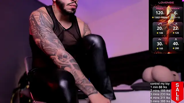 Snapshot of Matt_Ferrer chatting on October 10, 8:08 pm Matt Ferrer online show from October 10, 8:08 pm