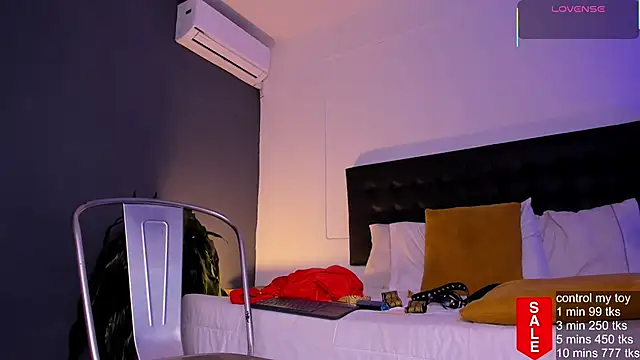 Snapshot of Matt_Ferrer chatting on October 26, 8:15 pm Matt Ferrer online show from October 26, 8:15 pm