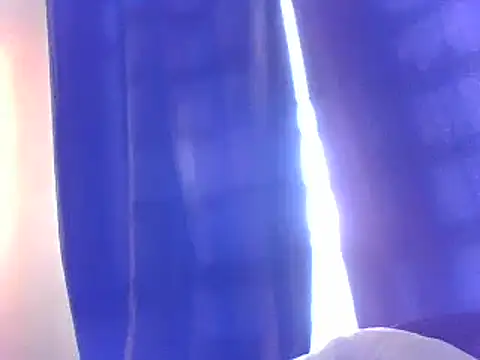 Snapshot of KikiLovesD chatting on December 25, 4:12 am KikiLovesD online show from December 25, 4:12 am