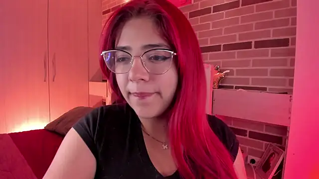 Rousse Collinss online show from January 29, 3:44 am