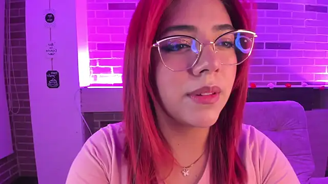 Rousse Collinss online show from February 5, 4:16 am