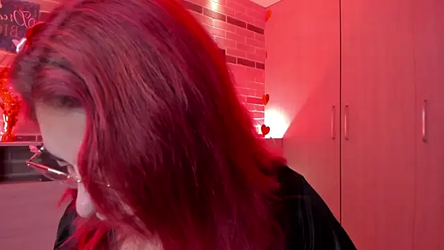 Rousse Collinss online show from February 7, 9:58 pm