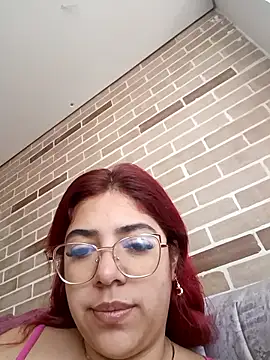 Snapshot of Rousse_Collinss chatting on January 17, 3:06 pm Rousse Collinss online show from January 17, 3:06 pm